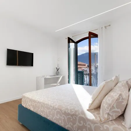 Sara Luxury 1 *