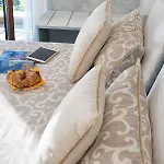 Sara Luxury 1 *